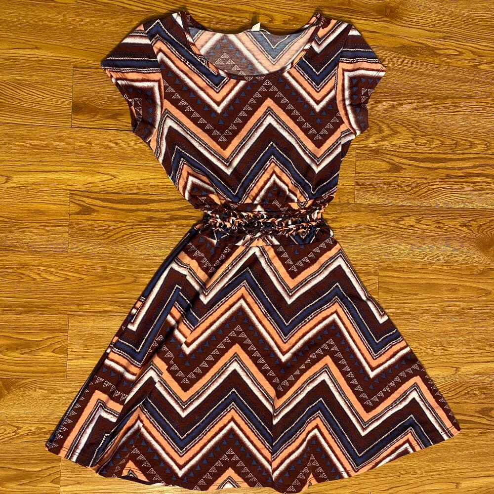 love fire women's dress Aztec pattern size small summer stretchy